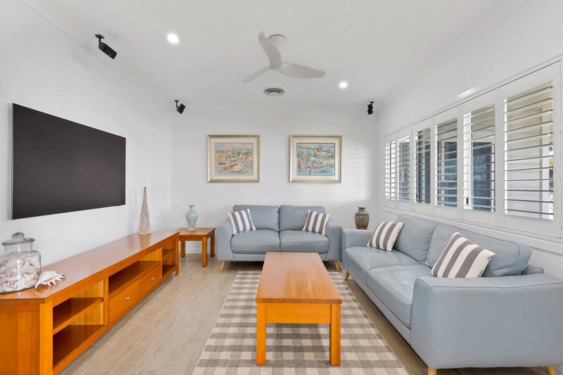 Photo - 3 Sunset Boulevard, Eimeo QLD 4740 - Image 22