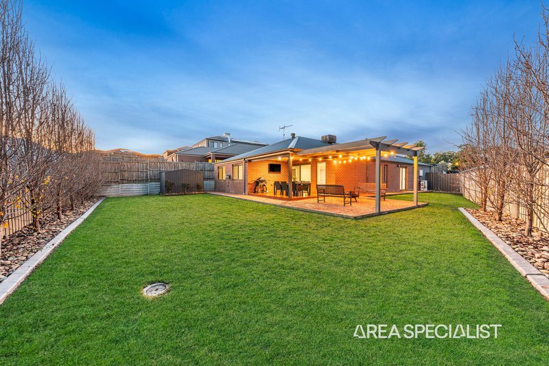 Photo - 3 Sunset Crescent, Pakenham VIC 3810 - Image 7