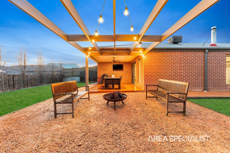 Photo - 3 Sunset Crescent, Pakenham VIC 3810 - Image 25