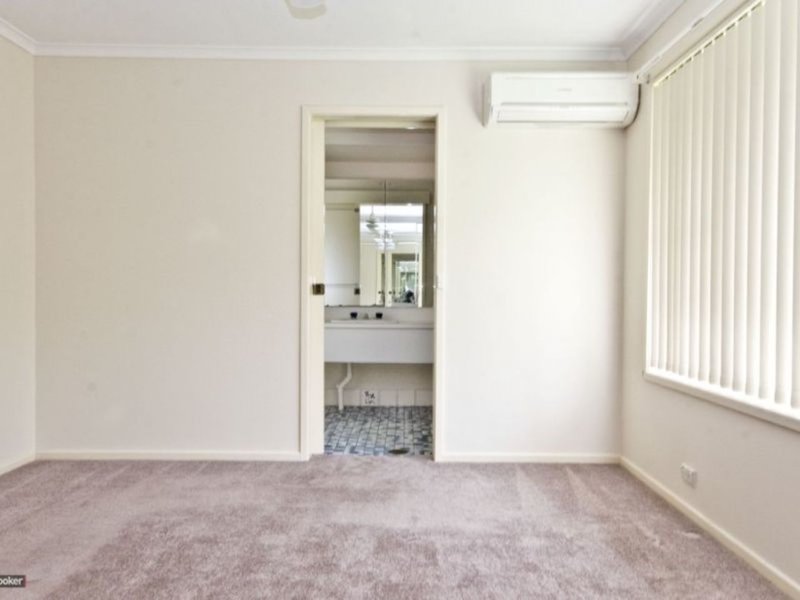 Photo - 3 Sussex Street, Browns Plains QLD 4118 - Image 7