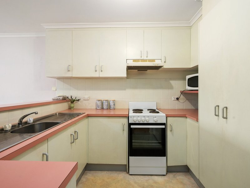 Photo - 3 Sutherland Avenue, Hayborough SA 5211 - Image 7