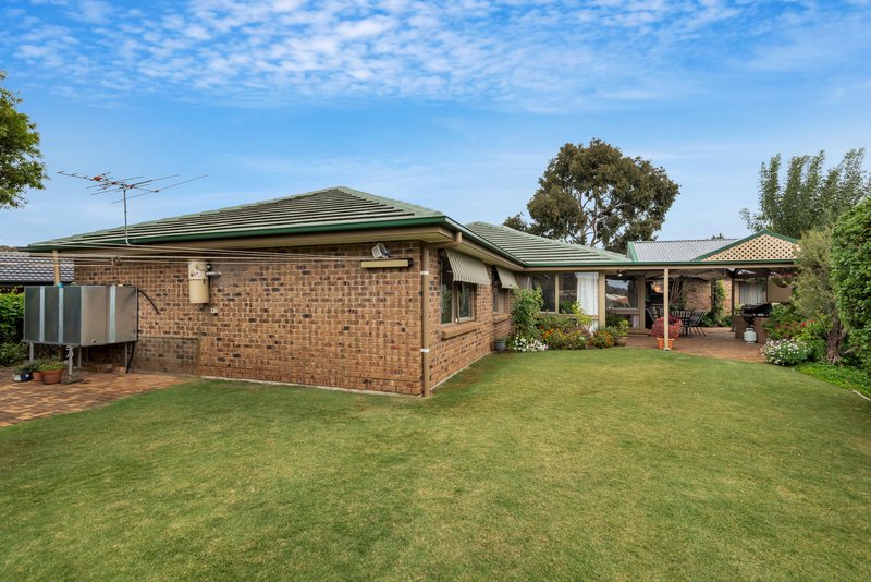 Photo - 3 Swallow Drive, Flagstaff Hill SA 5159 - Image 17