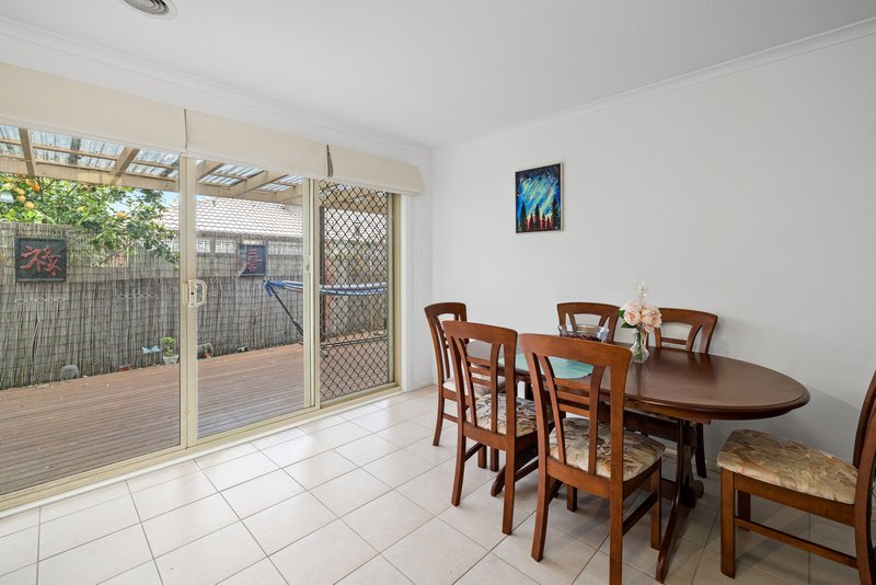 Photo - 3 Swaran Way, Werribee VIC 3030 - Image 5