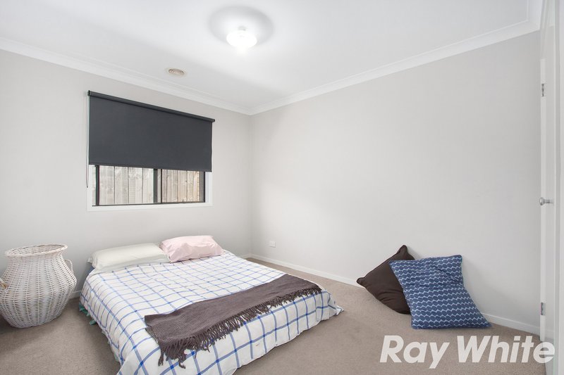 Photo - 3 Sweet Pea Drive, Pakenham VIC 3810 - Image 11