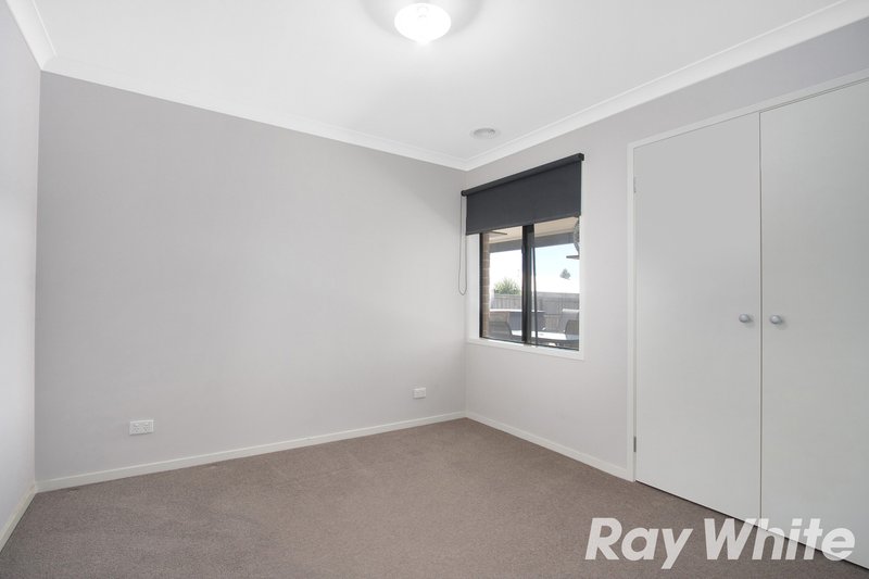 Photo - 3 Sweet Pea Drive, Pakenham VIC 3810 - Image 12