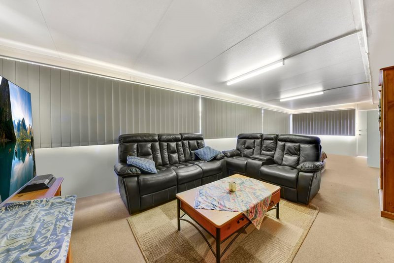 Photo - 3 Swords Place, Mount Druitt NSW 2770 - Image 4
