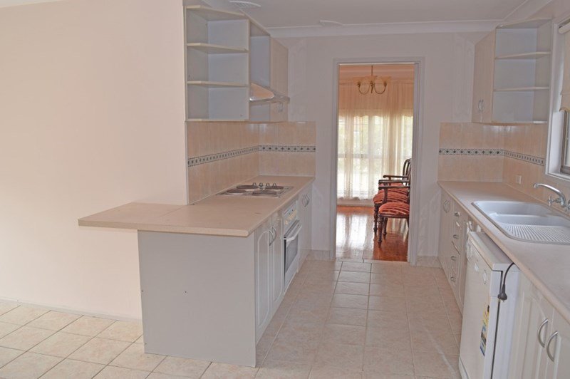 Photo - 3 Sycamore Crescent, Quakers Hill NSW 2763 - Image 2