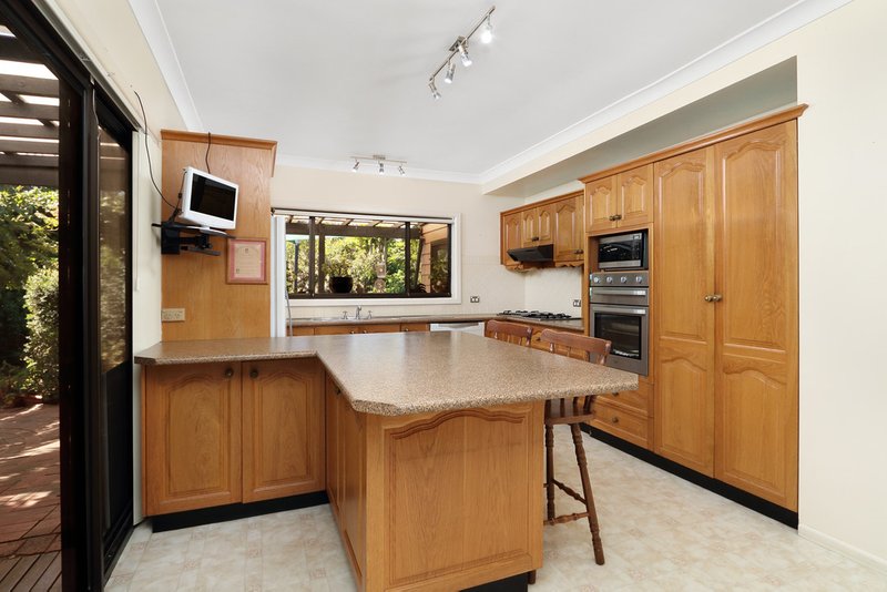 Photo - 3 Taffs Avenue, Lugarno NSW 2210 - Image 4