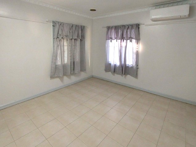 Photo - 3 Tamarind Street, Inala QLD 4077 - Image 3