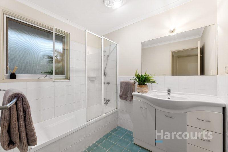 Photo - 3 Tara Court, Wantirna VIC 3152 - Image 9