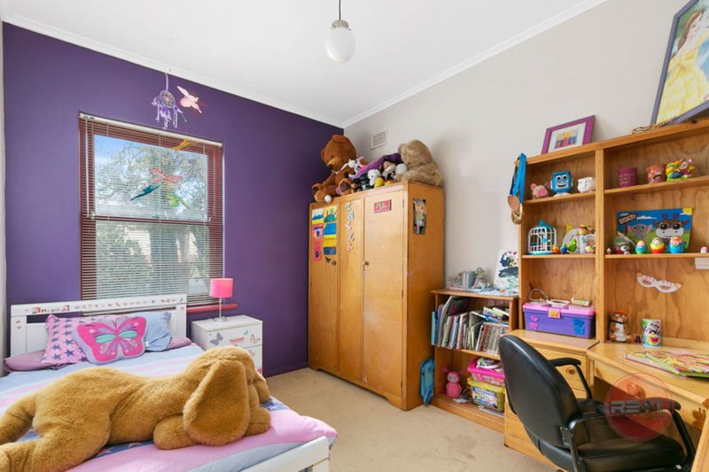 Photo - 3 Tarnham Road, Seacombe Heights SA 5047 - Image 10