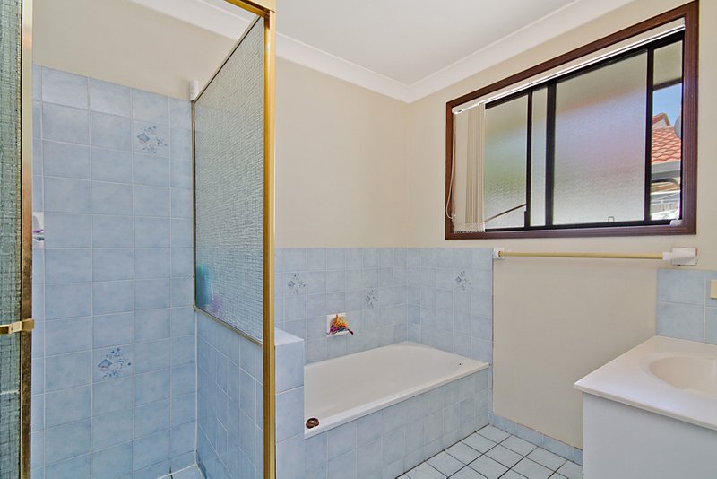 Photo - 3 Tattler Court, Tweed Heads West NSW 2485 - Image 5