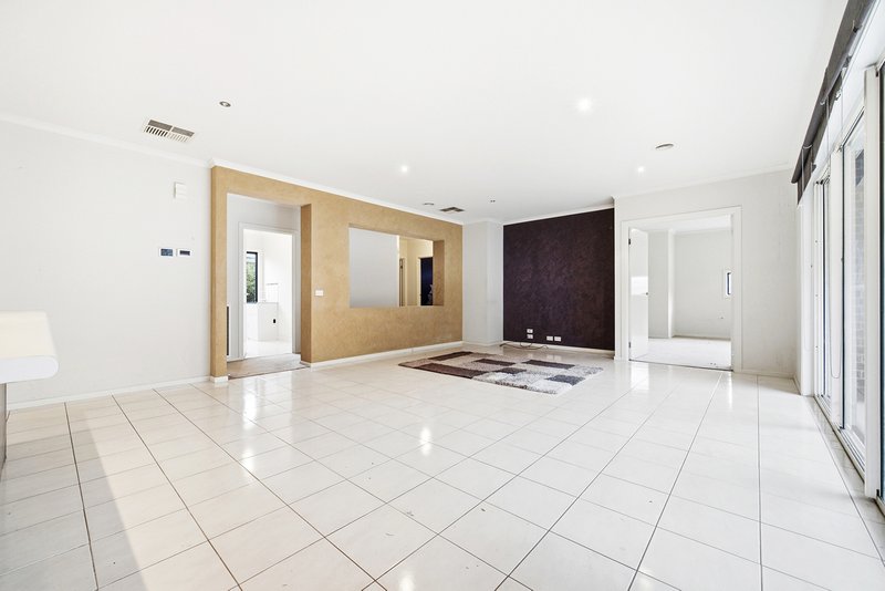 Photo - 3 Tea Tree Court, Lyndhurst VIC 3975 - Image 8
