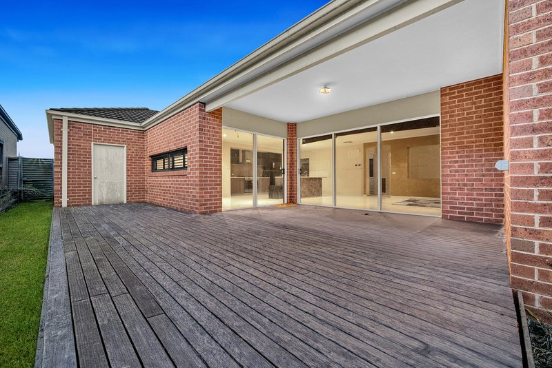 Photo - 3 Tea Tree Court, Lyndhurst VIC 3975 - Image 14