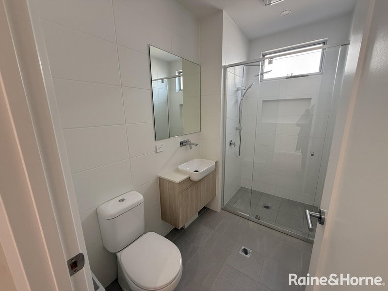 Photo - 3 Tegel Lane, Leppington NSW 2179 - Image 4