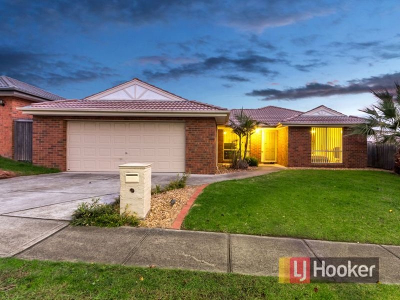 Photo - 3 Tekarra Drive, Hampton Park VIC 3976 - Image 1