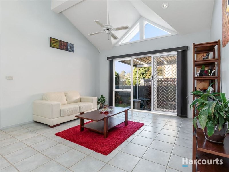 Photo - 3 Telfer Court, Rowville VIC 3178 - Image 3