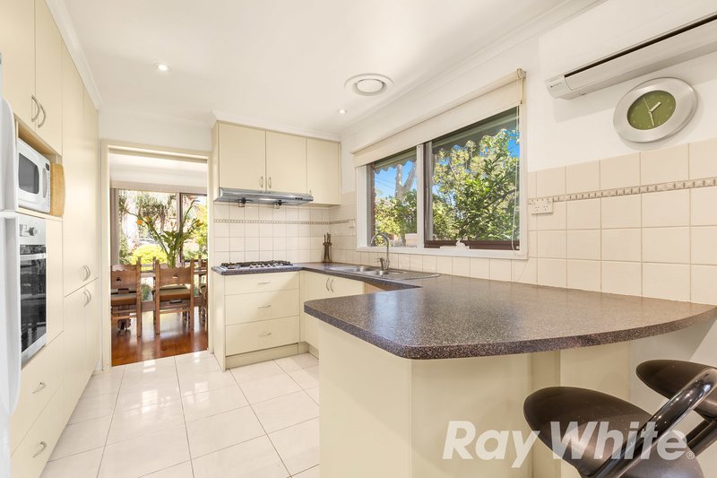 Photo - 3 Telopea Place, Burwood East VIC 3151 - Image 5