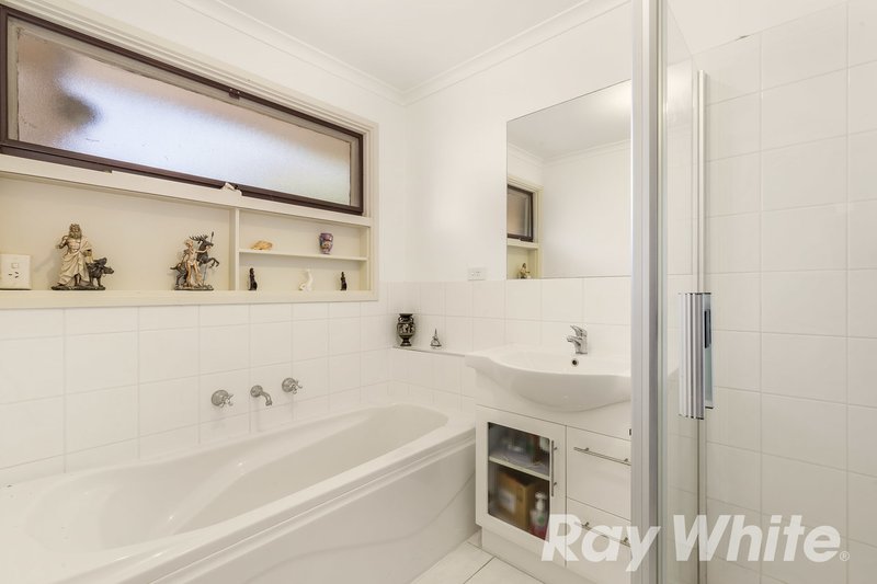 Photo - 3 Telopea Place, Burwood East VIC 3151 - Image 7