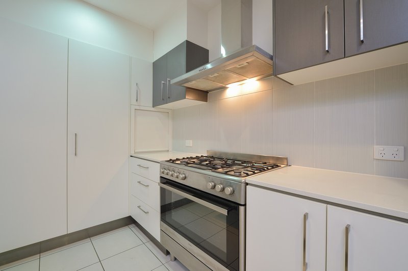 Photo - 3 Telopea Place, Kirkwood QLD 4680 - Image 3