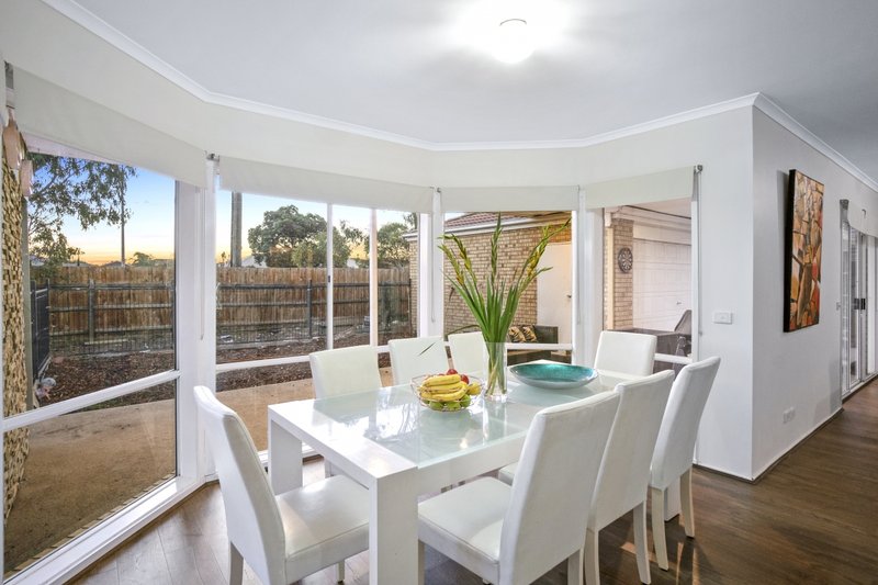 Photo - 3 Tenby Way, Hoppers Crossing VIC 3029 - Image 8