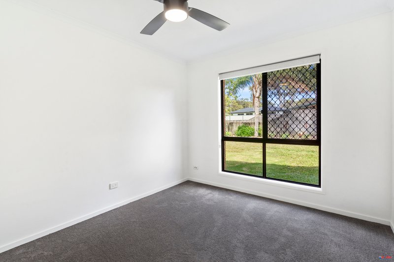 Photo - 3 Terrier Court, Redland Bay QLD 4165 - Image 15