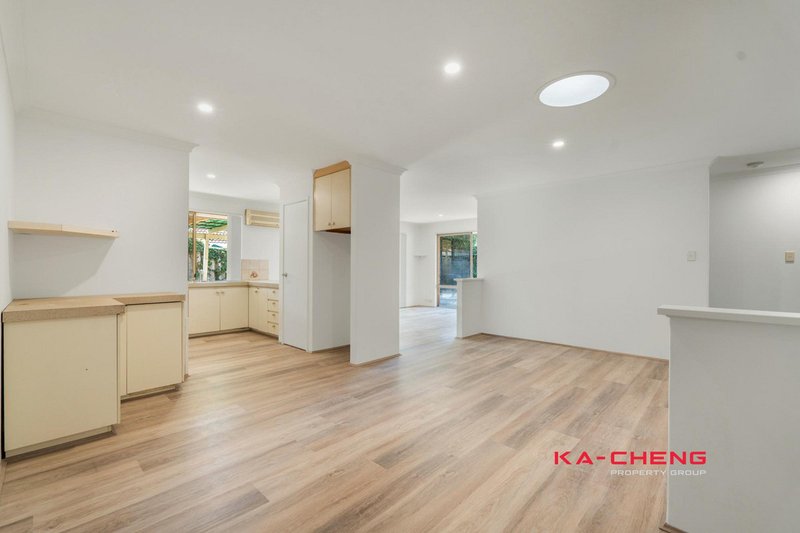 Photo - 3 The Mead , Kiara WA 6054 - Image 3