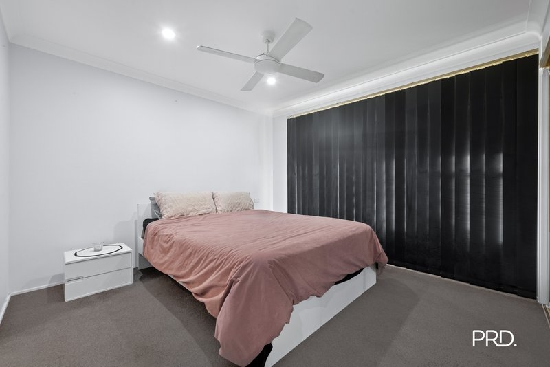 Photo - 3 Thoar Place, Claremont Meadows NSW 2747 - Image 6