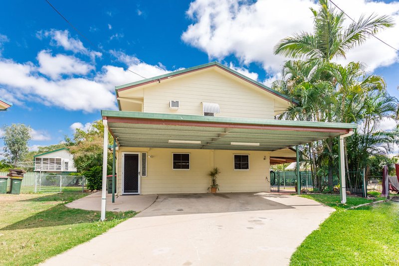 3 Thomas Place, Emerald QLD 4720