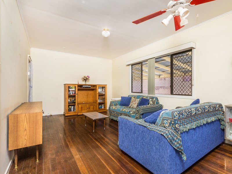 Photo - 3 Thomas Street, Goodna QLD 4300 - Image 4