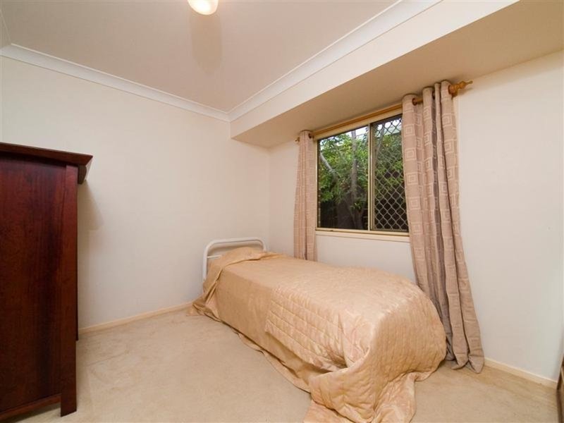 Photo - 3 Tiffany Court, Eatons Hill QLD 4037 - Image 10