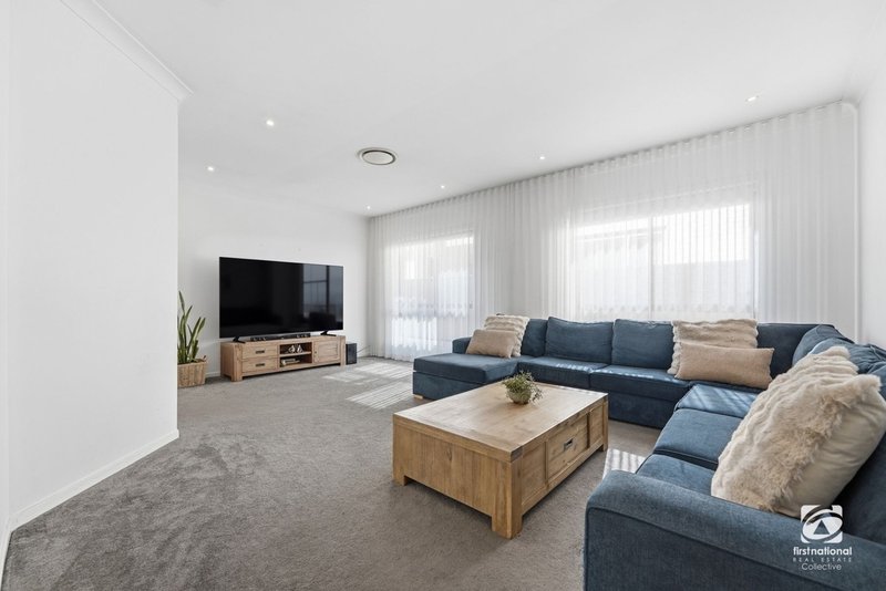 Photo - 3 Tiffen Street, Harrington Park NSW 2567 - Image 6