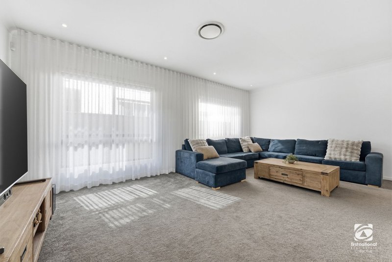 Photo - 3 Tiffen Street, Harrington Park NSW 2567 - Image 7