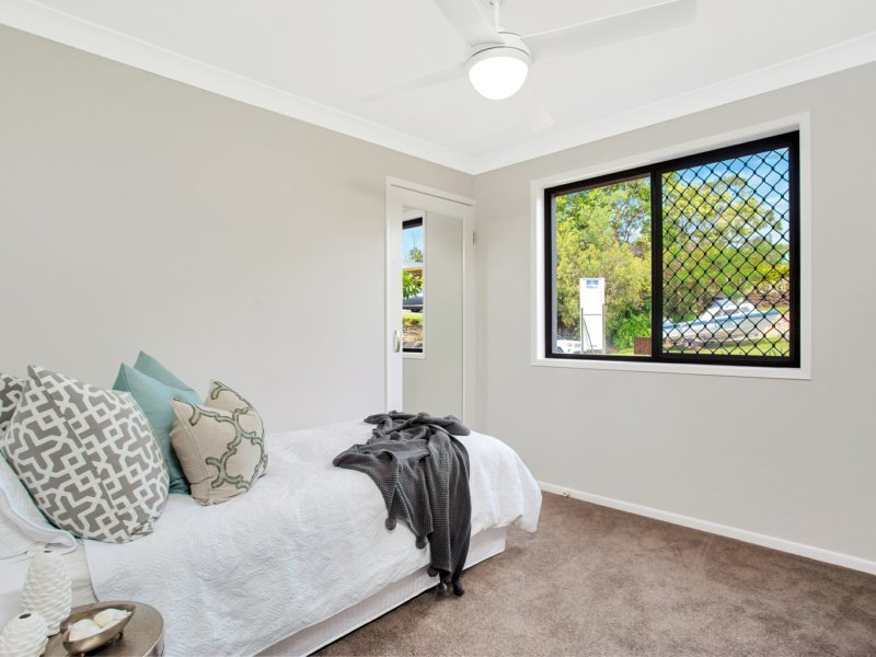 Photo - 3 Tiley Court, Highland Park QLD 4211 - Image 13