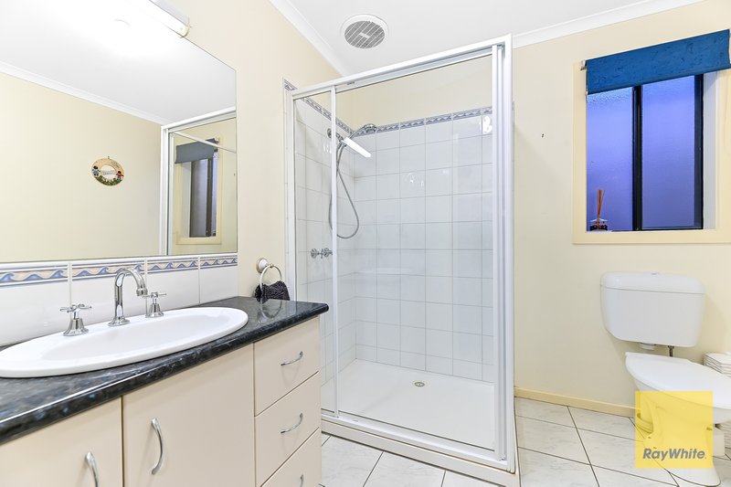 Photo - 3 Tilmouth Place, Narre Warren South VIC 3805 - Image 16