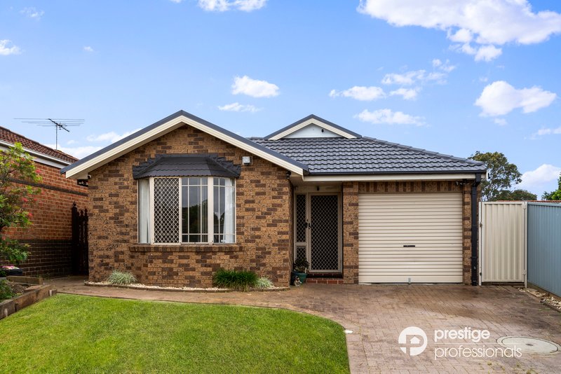 3 Timbara Court, Wattle Grove NSW 2173