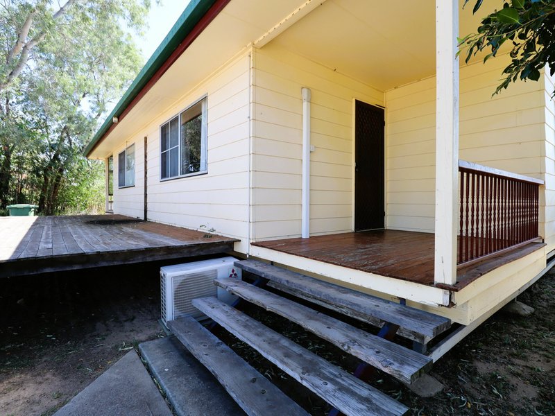 Photo - 3 Timbury Street, Roma QLD 4455 - Image 3