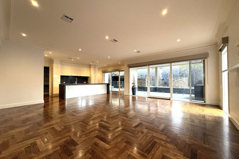 Photo - 3 Tiro Court, Hawthorn East VIC 3123 - Image 2