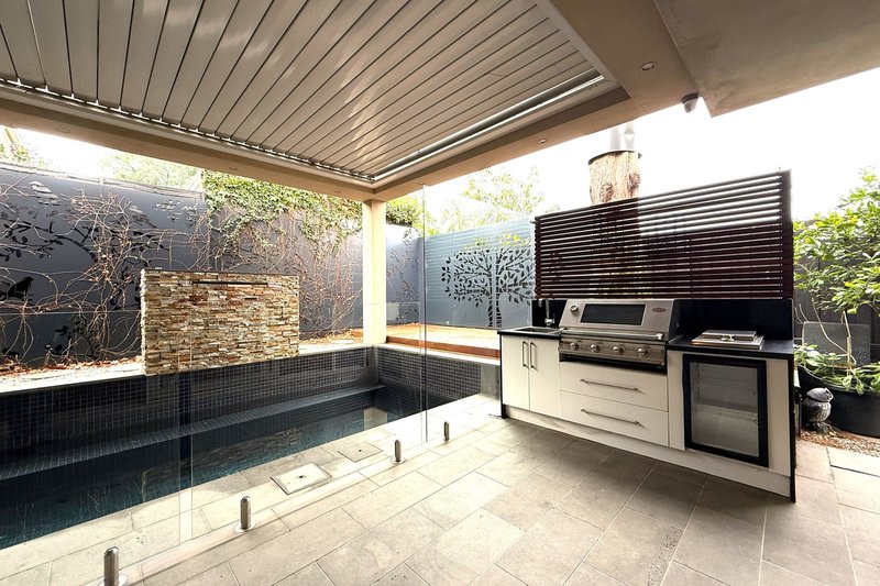 Photo - 3 Tiro Court, Hawthorn East VIC 3123 - Image 7