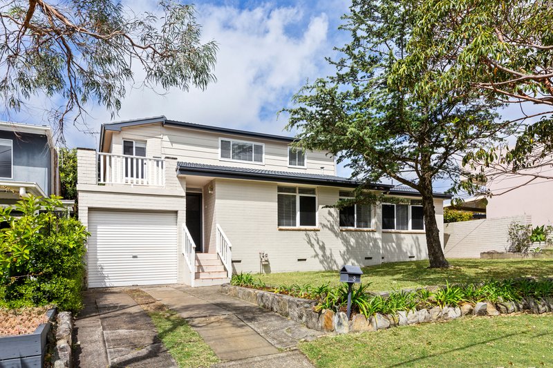 Photo - 3 Tobruk Avenue, Allambie Heights NSW 2100 - Image 2