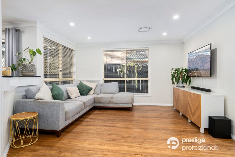 Photo - 3 Tocal Court, Wattle Grove NSW 2173 - Image 2