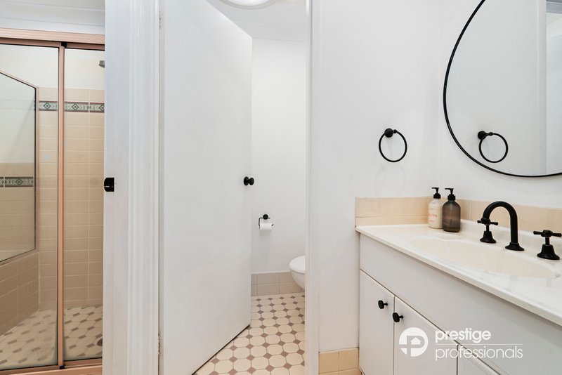 Photo - 3 Tocal Court, Wattle Grove NSW 2173 - Image 10