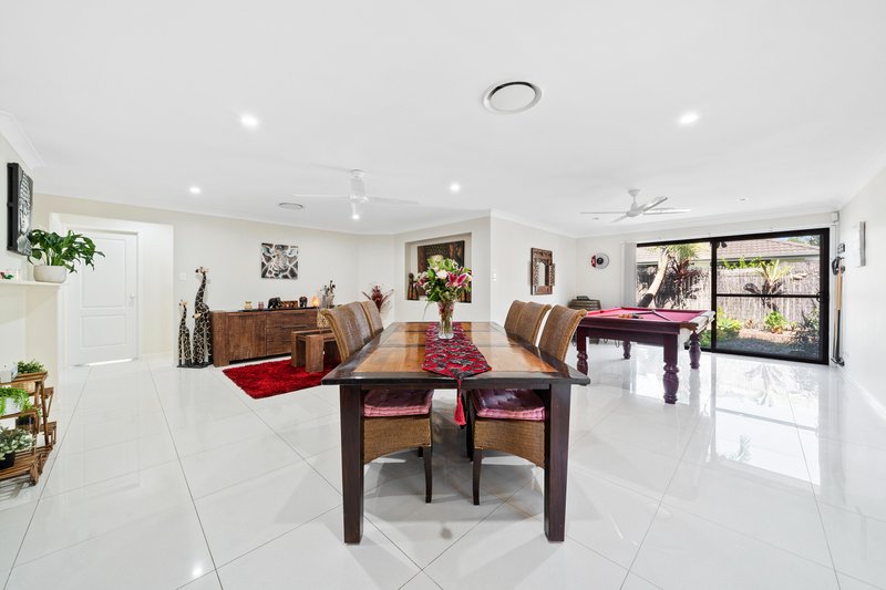 Photo - 3 Tooloom Court, Waterford QLD 4133 - Image 6