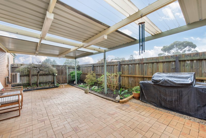 Photo - 3 Toombak Walk, Sydenham VIC 3037 - Image 9