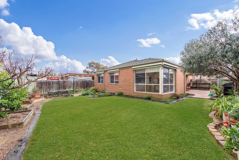 Photo - 3 Toombak Walk, Sydenham VIC 3037 - Image 10