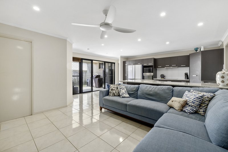 Photo - 3 Toombra Street, Maroochydore QLD 4558 - Image 6