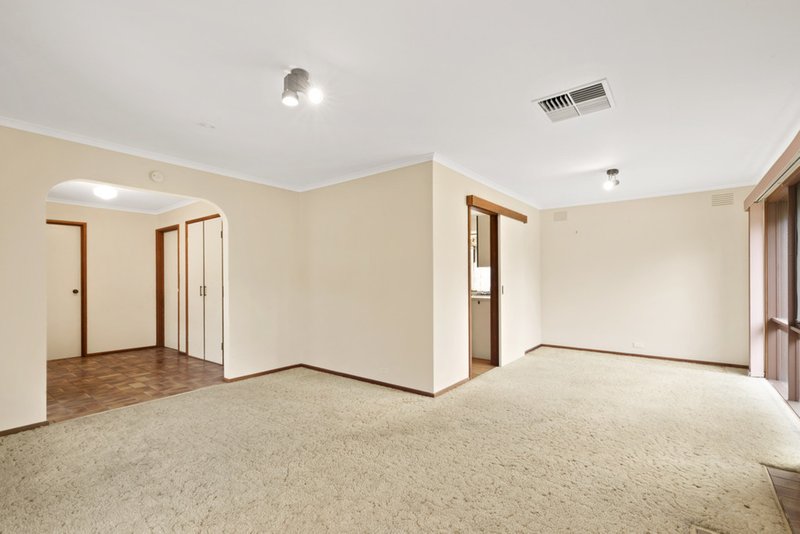 Photo - 3 Tortice Drive, Ringwood North VIC 3134 - Image 3