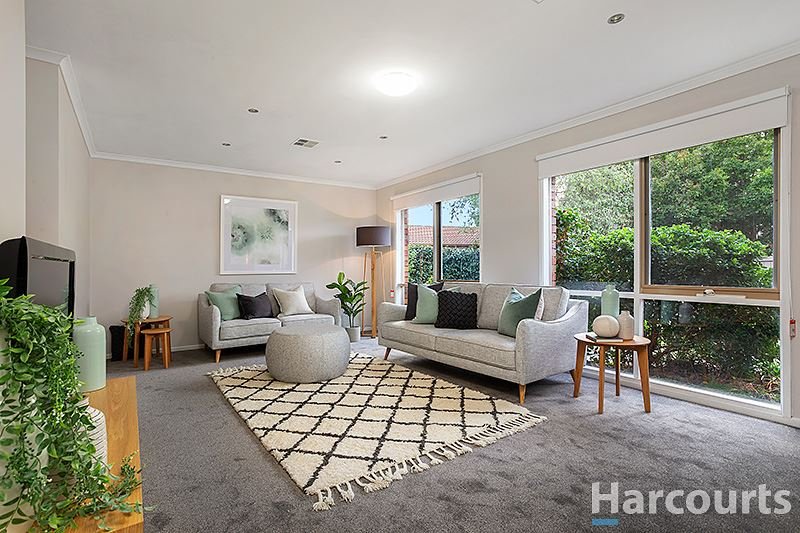 Photo - 3 Townview Avenue, Wantirna South VIC 3152 - Image 2