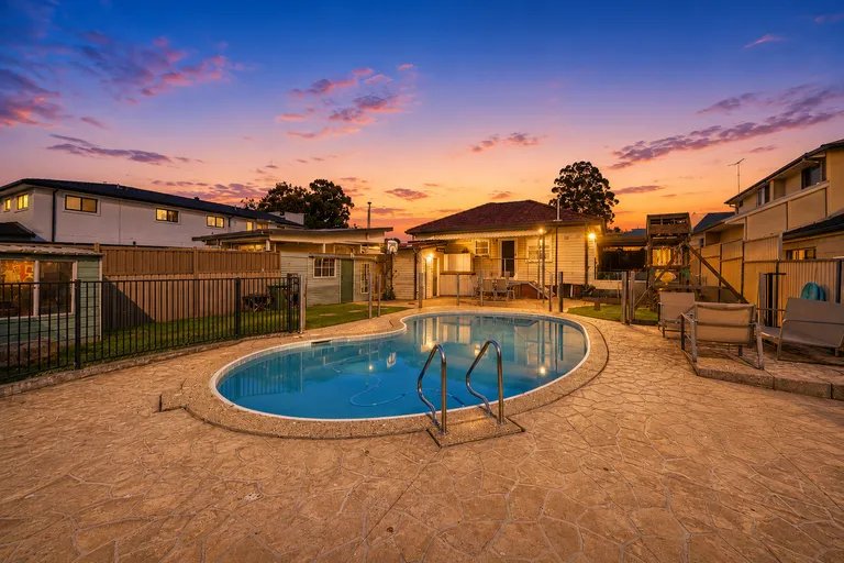 Photo - 3 Treloar Crescent, Chester Hill NSW 2162 - Image 5