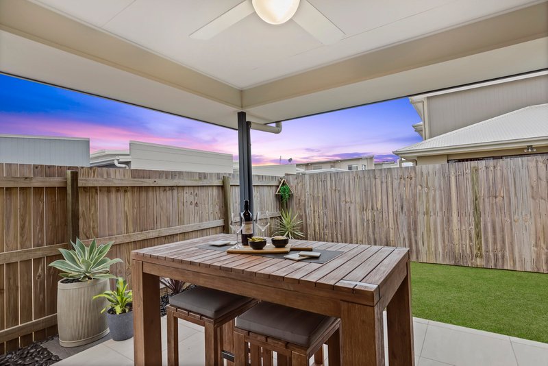 Photo - 3 Triumph Street, Birtinya QLD 4575 - Image 6